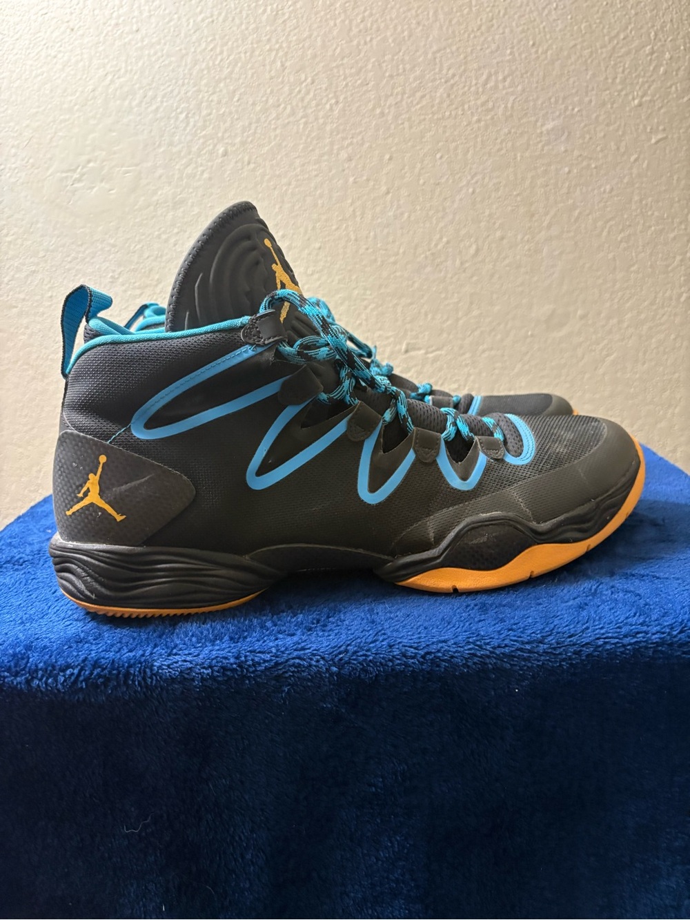 Jordan Men’s Black, Teal & Orange High-Top Basketball Shoes